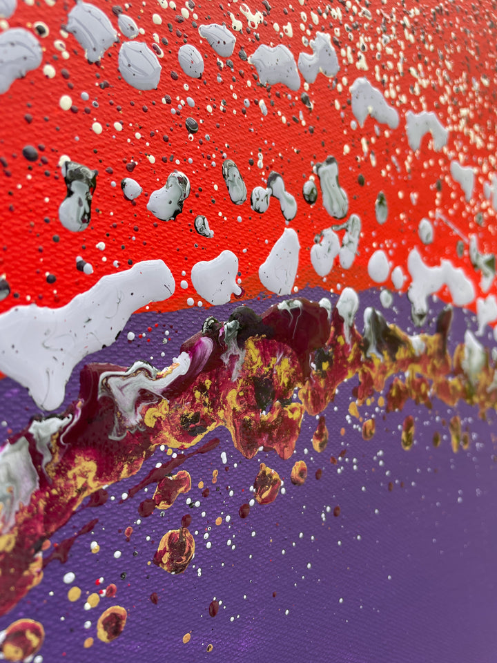 Large abstract painting “Ellipsis” by Swarez — bold square composition with a deep violet central circle surrounded by concentric rings of paint droplets and splashes on a vivid matte red background. Energetic, dynamic halo effect created by spin technique.