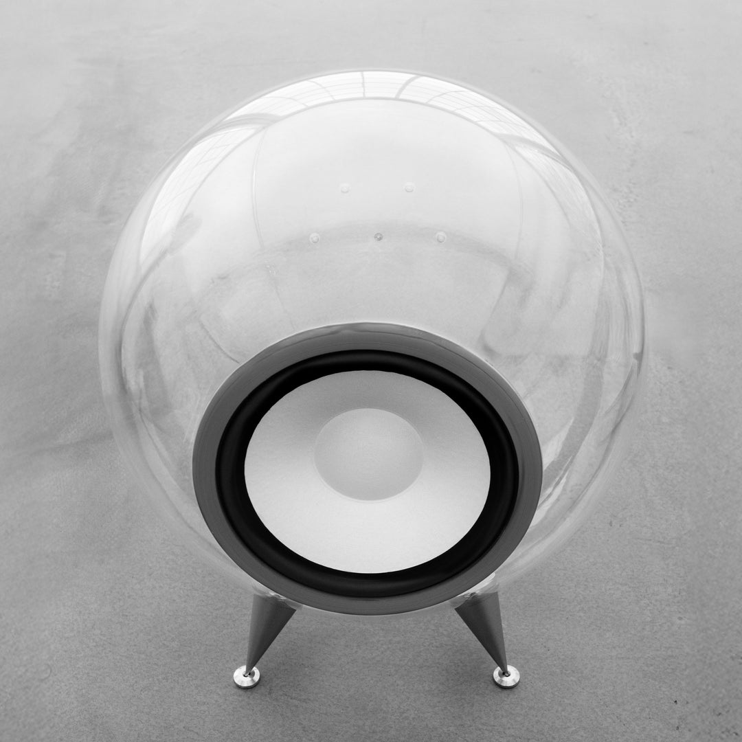 Jetstream Loudspeaker System by Ferguson Hill Studios — a hand-built British hi-fi masterpiece combining sculptural acrylic horn speakers, spherical bass units, and a precision amplifier. Transparent, powerful, and acoustically pure in both form and performance.