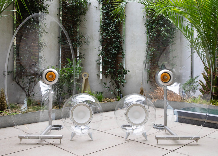 Jetstream Loudspeaker System by Ferguson Hill Studios — a hand-built British hi-fi masterpiece combining sculptural acrylic horn speakers, spherical bass units, and a precision amplifier. Transparent, powerful, and acoustically pure in both form and performance.