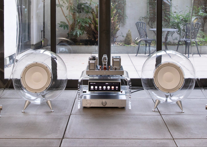 Jetstream Loudspeaker System by Ferguson Hill Studios — a hand-built British hi-fi masterpiece combining sculptural acrylic horn speakers, spherical bass units, and a precision amplifier. Transparent, powerful, and acoustically pure in both form and performance.