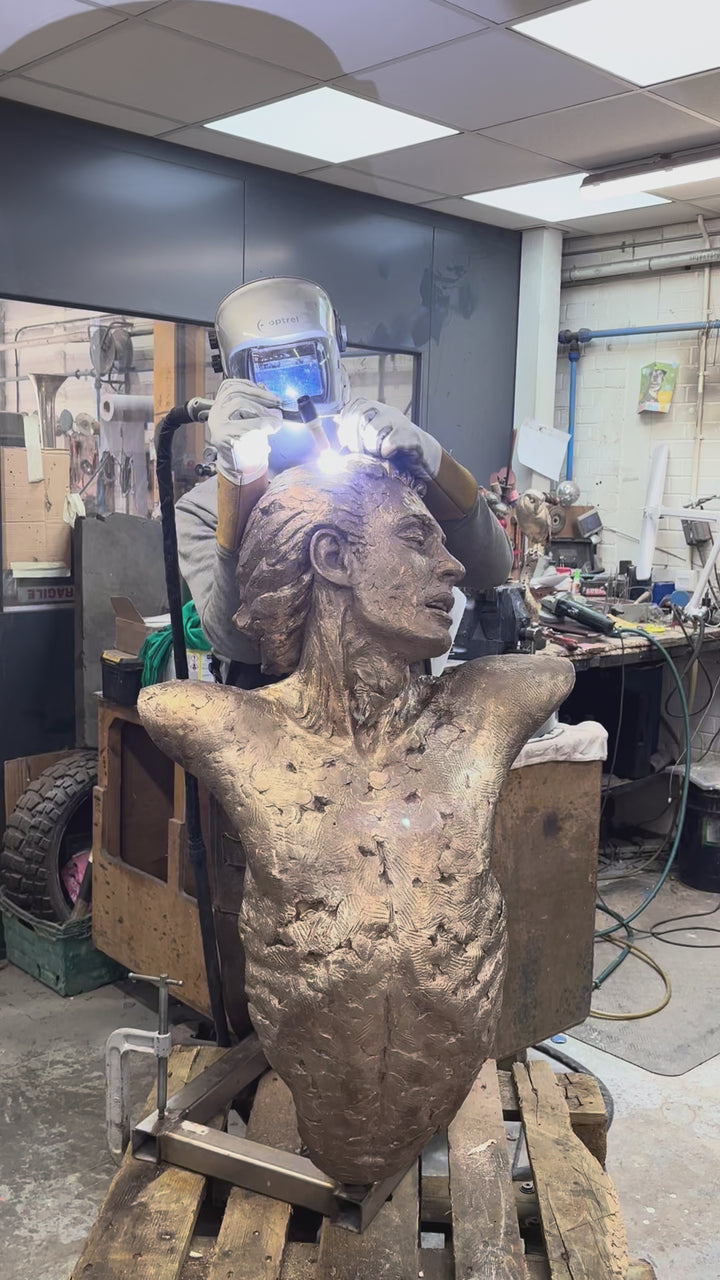 Video of Nicola Goddens Bliss Icarus bronze sculpture being created