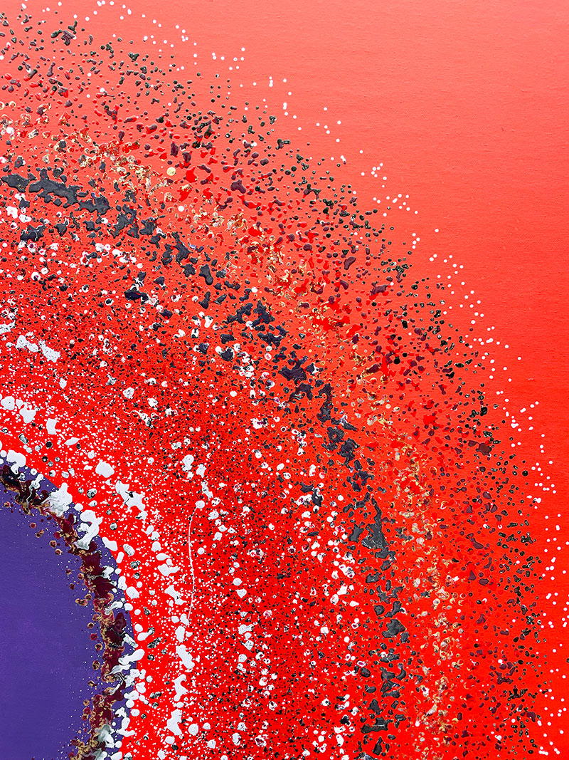 Large abstract painting “Ellipsis” by Swarez — bold square composition with a deep violet central circle surrounded by concentric rings of paint droplets and splashes on a vivid matte red background. Energetic, dynamic halo effect created by spin technique.